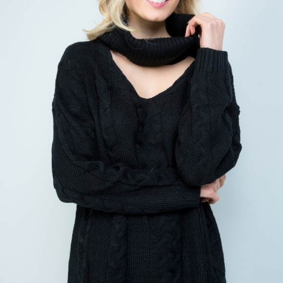 REBORN J Black Keyhole Turtle  Neck Sweater cable - Picture 2 of 3